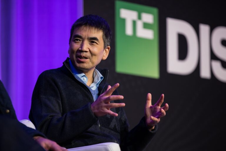 Zoom-founder-CEO-Eric-Yuan.jpg